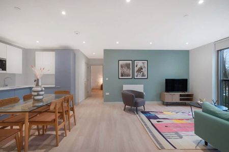 The Oakgate, KT22 7RZ, Surrey - Photo 3