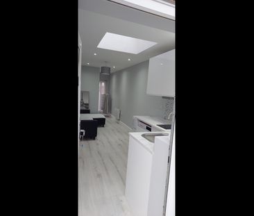 Studio Flat, Andrews Close, HA1 - Photo 2