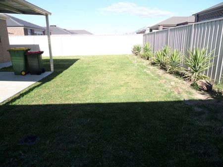 15 Castleton Street - Photo 4