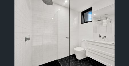 Tranquil Sanctuary in Elite Locale - FULLY FURNISHED - Photo 3