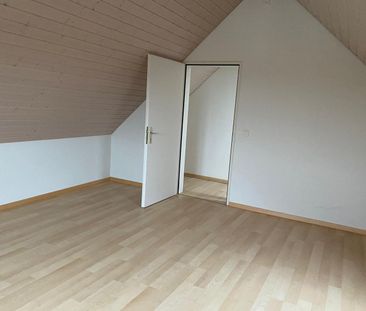 "Charmante 2.5-Zimmer-Maisonettewohnung zur Zwischenmiete" - Photo 6