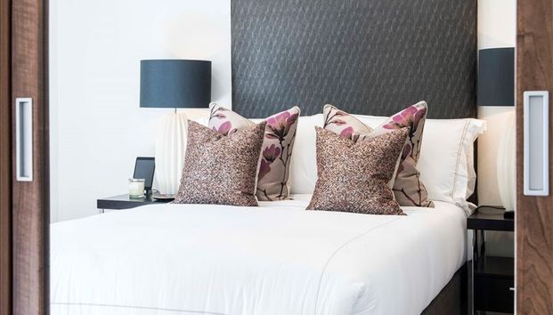 3 bedroom apartment to rent - Photo 1
