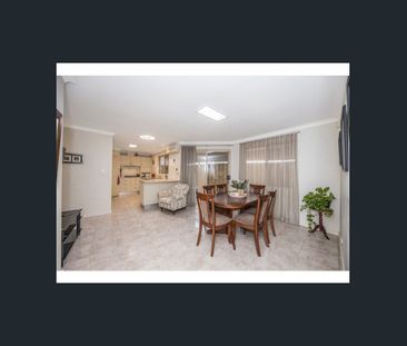 BEAUTIFULLY PRESENTED 3X2 HOME - Photo 6