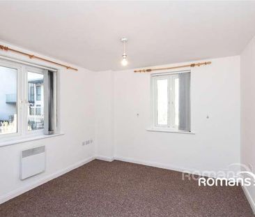 Cardinal House, Jubilee Hall Road, Farnborough, GU14 - Photo 5