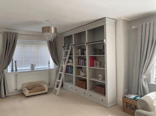 4 bedroom detached house to rent - Photo 1