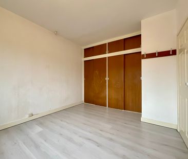 1 bedroom Apartment to let - Photo 4