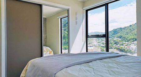 Fully furnished, Sunny, Top location, Amazing view - Photo 3