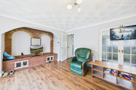 3 bedroom terraced house to rent - Photo 5