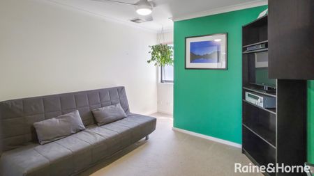 Modern 3-Bedroom Townhouse in the Heart of Coombs - Photo 2