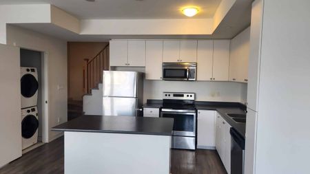 Two bedroom stacked townhouse for rent in Pickering - Photo 2