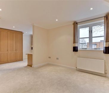 4 bedroom detached house to rent - Photo 6