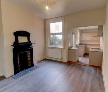 St Leonards Road, Clarendon Park - Photo 4