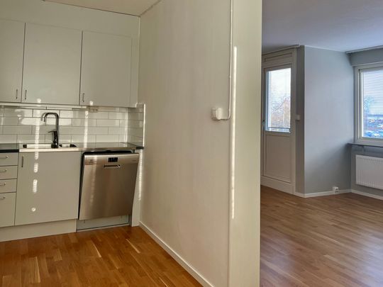 Gamla Tanneforsvägen, Linköping - Photo 1