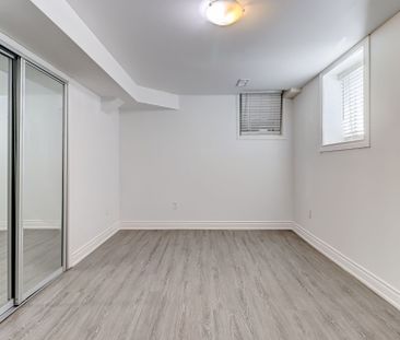 For Lease - 301 Old Harwood Avenue, Ajax, Ontario - Photo 2