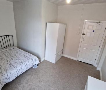 1 bedroom property to rent - Photo 5