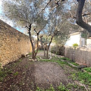 BOULBON - Maison de village avec jardin en face., - Photo 2