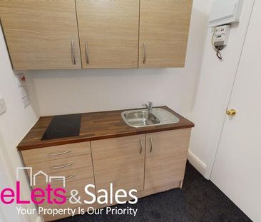 Studio to rent - Photo 6