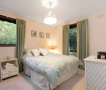 57 Cratloe Road, Mount Waverley VIC 3149 - House For Rent | Domain - Photo 1