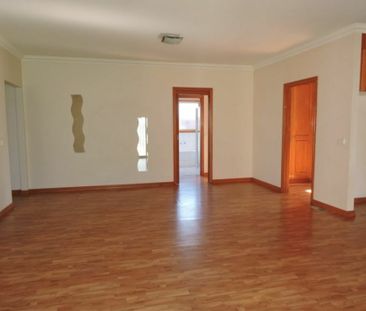 77 Aylmer Road, Lynbrook VIC - Photo 1