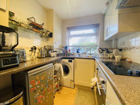 Sinfin Avenue, Derby - Photo 5