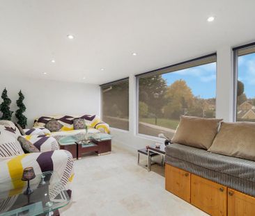 6 bedroom detached house to rent - Photo 3