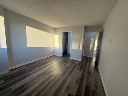 For Lease - 333 Commissioners Road Unit# 1007, London South, Ontario - Photo 3