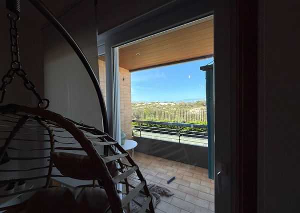 T2 na 1º linha da Praia da Barra com terraço vista mar!