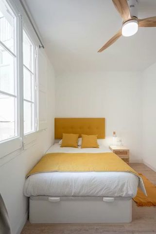 Carrer de l'Olivera, Barcelona, Catalonia 08004 - Foto 3