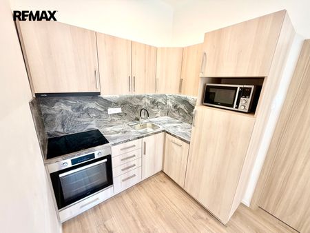 Pronájem bytu 2+kk v osobním vlastnictví 57 m², Praha 2 - Vyšehrad - Fotografie 5