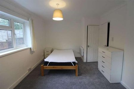 Bellevue Road, ** Student Apartment ****** Student Apartment ****, Southampton, SO15 - Photo 2