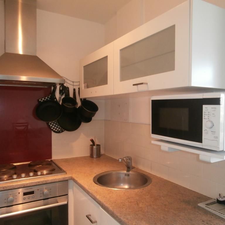 Studio to rent - Photo 1