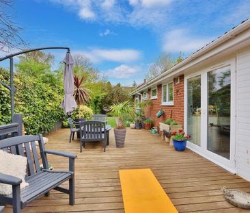 4 bedroom detached house to rent - Photo 5