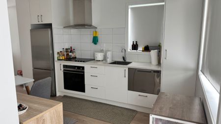 Modern, Sunny, Private and Fully Fenced Townhouse - Photo 3