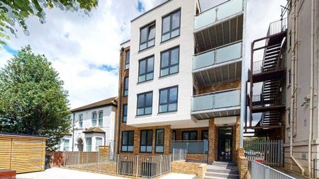 1 bedroom apartment to rent - Photo 2