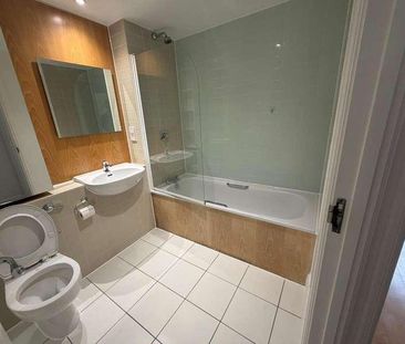 Westferry Road, Canary Wharf, E14 - Photo 2