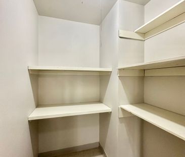 Killarney Manor 9108 127 Avenue NW - Photo 6