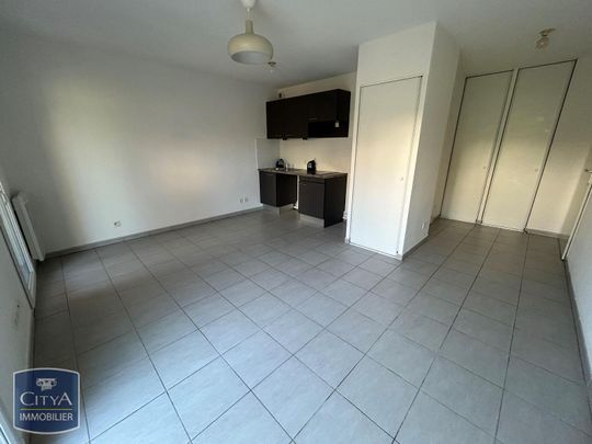 Location Appartement 1 pièce 28m² ARLES 13200 - Photo 1
