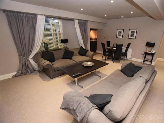 2 bedroom apartment to rent - Photo 1