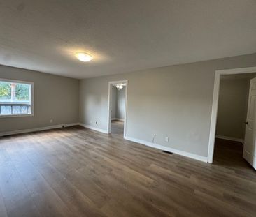 236 Tiffin Street - Photo 6