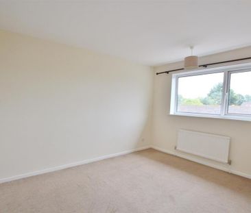 2 bedroom maisonette to rent - Photo 1