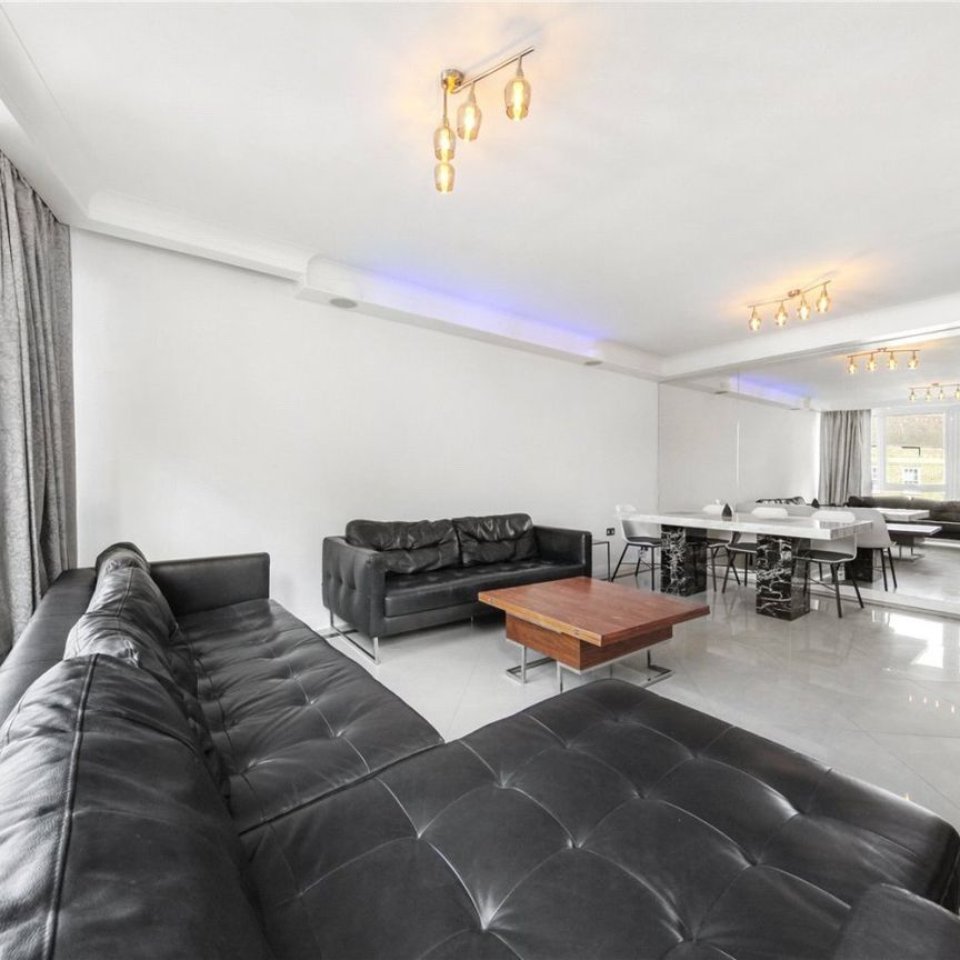 15 Hyde Park Crescent, London, W2 - Photo 1