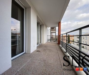 T2 AVEC TERRASSE ET PARKING - Photo 2