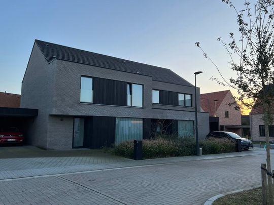 Energieneutrale nieuwbouwwoning met alle hedendaagse comfort. - Photo 1