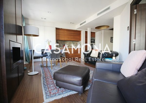 Stylish 1 Bedroom Apartment with Balcony Overlooking La Rambla