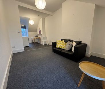 1 Bed Flat, Ferme Park Road, N8 - Photo 4