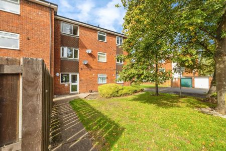 1 bedroom apartment to rent - Photo 4