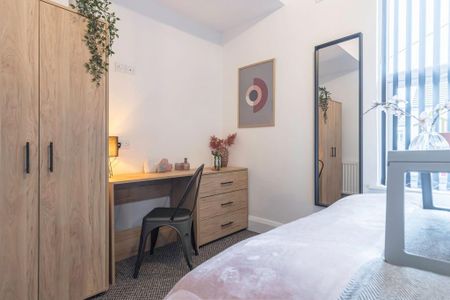 1 bedroom in a house share to rent - Photo 5