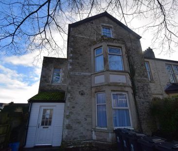 1 bedroom ground floor flat to rent - Photo 1