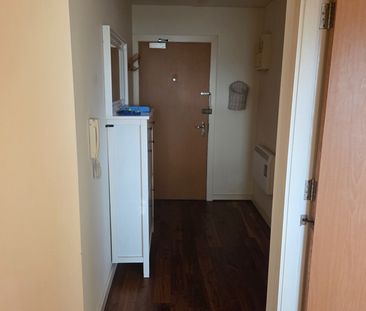 2 Bed Flat, Bishops Corner, M15 - Photo 4