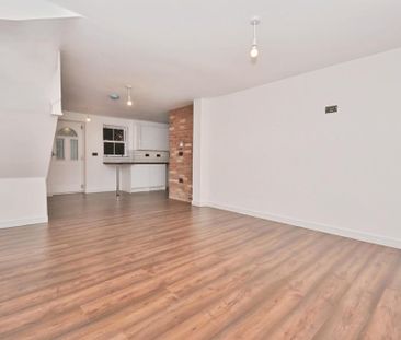 2 bedroom detached house to rent - Photo 1